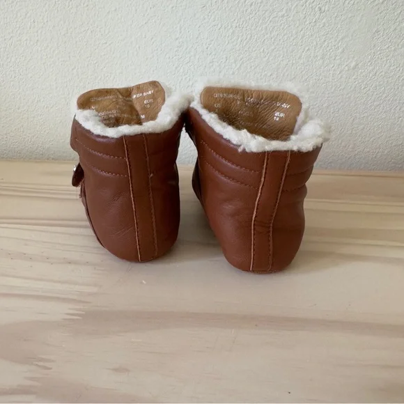 Coach Urban Hiker Baby Booties/Shoes - Picture 3 of 6